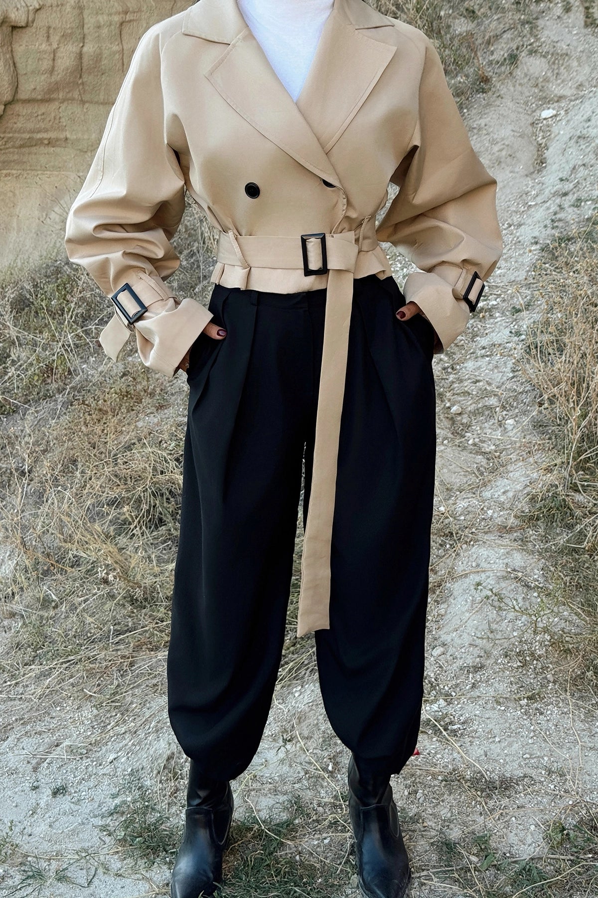 Zweireihige Jacke mit Gürtel in Desert Sand 